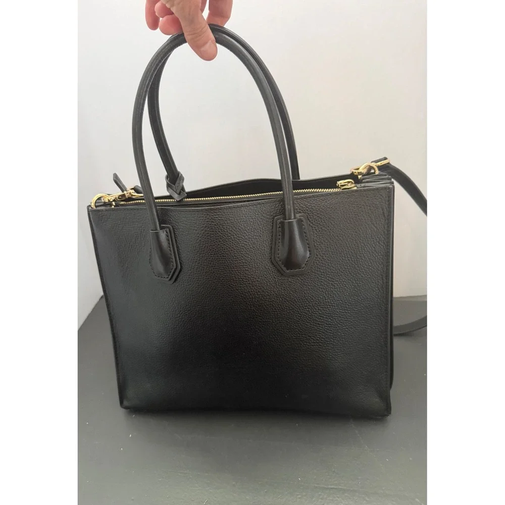 Michael Kors Mercer Tote Accordion Design Black with Gold Hardware Crossbody - Picture 3 of 15
